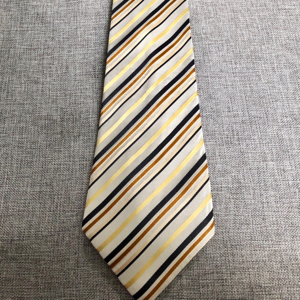 Geoffrey Beene Mens Silk Tie
